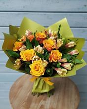 Букет цветов из:  Альстромерии и Розы в Назрани