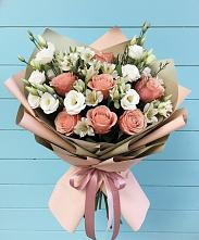 Букет цветов из:  Розы, Альстромерии и Лизиантусы #REPLACE_PRED# Назрани