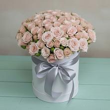 Цветочная композиция из Розы в шляпной коробке в Назрани