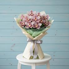 Букет цветов из:  Орхидеи и Розы в Назрани