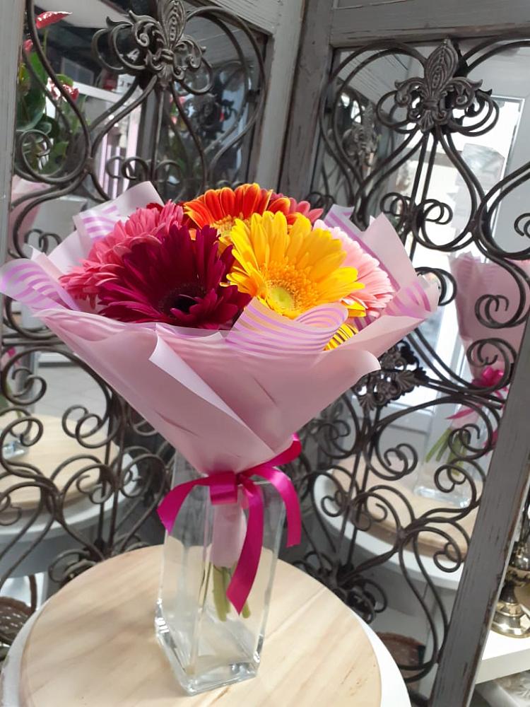 Букет цветов из: Герберы в Назрани