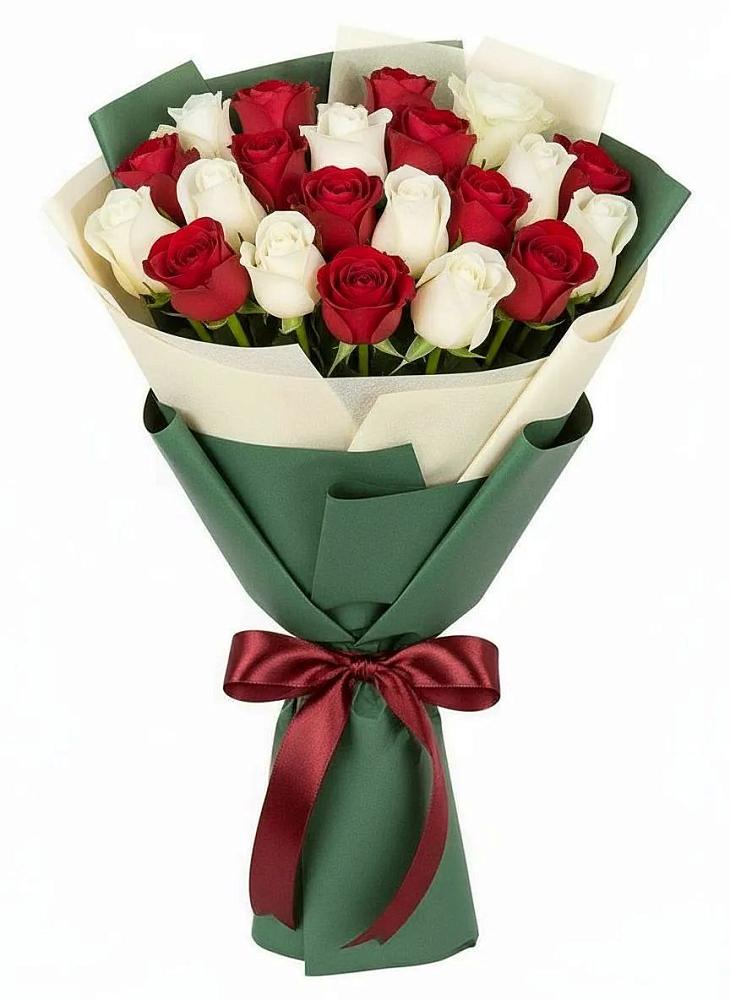 Букет Микс из красных и белых роз в Назрани
