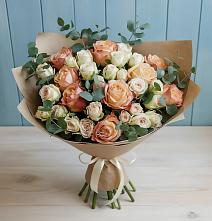 Букет цветов из:  Альстромерии и Розы в Назрани