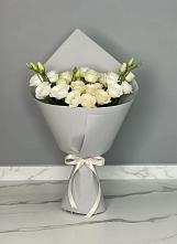 Букет цветов из:  Розы и Лизиантусы в Назрани